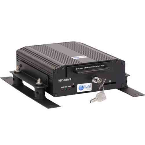 Sistem Supraveghere Auto 4 camere iUni, GPS
