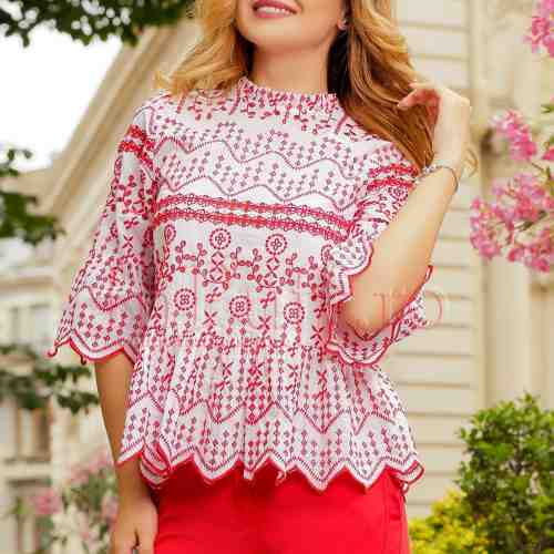 Bluza alba cu broderie rosie si maneci tip clopot