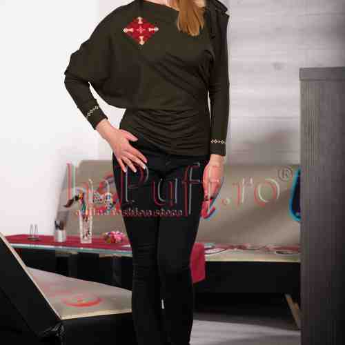 Bluza kaki cu model brodat