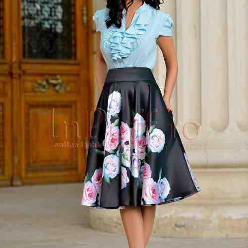 Camasa MBG eleganta bleu cu volane si perle albe