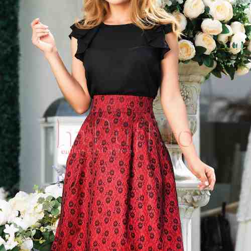Fusta Effect clos rosie cu dantela neagra