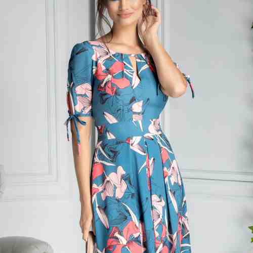 Rochie Moze de vara albastra cu imprimeu floral roz