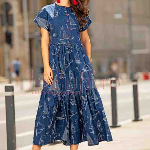 Rochie Pretty Girl midi bleumarin cu imprimeu si nasturi rosii