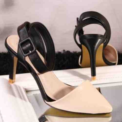 Sandale Dama Bej Negru Cod: A326 (CULOARE: Bej, DIMENSIUNE TOC: 9, MARIME: 37)