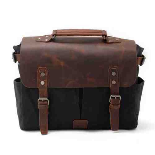 Geanta tip postas din piele naturala si material textil cerat URBAN BAG Zvolen - Negru