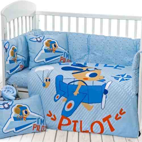 Lenjerie patut cu 6 piese si protectii laterale complete Little Pilot 60x120 cm