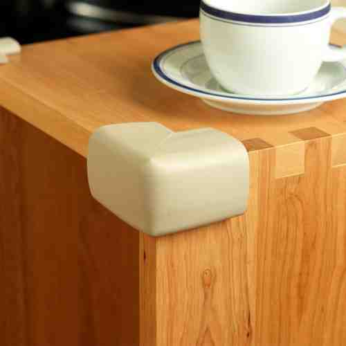 Set 4 pernute XL protectoare colturi mobilier 7102 Clevamama