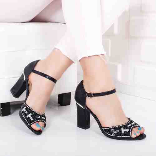 Sandale Marieta negre cu toc gros