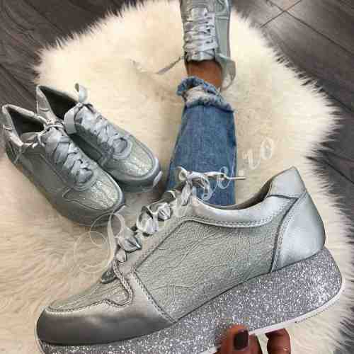 Adidasi Zaria Silver #B2391