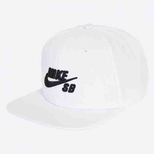 Nike Sportswear - Caciula