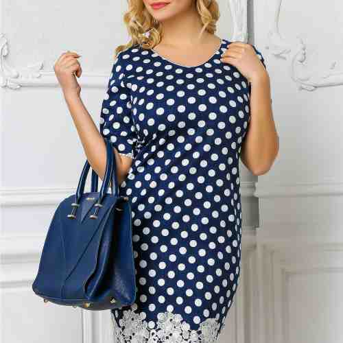 Rochie midi bleumarin office cu buline si broderie