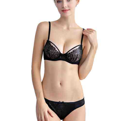 K598-1 Lenjerie tip deux pieces din sutien cu decupaj si chilot clasic